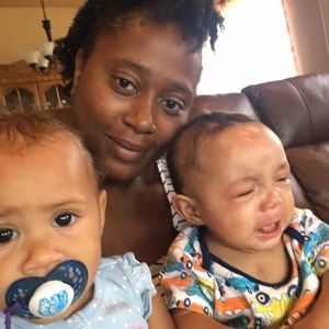 Meet your Posher, Dominique